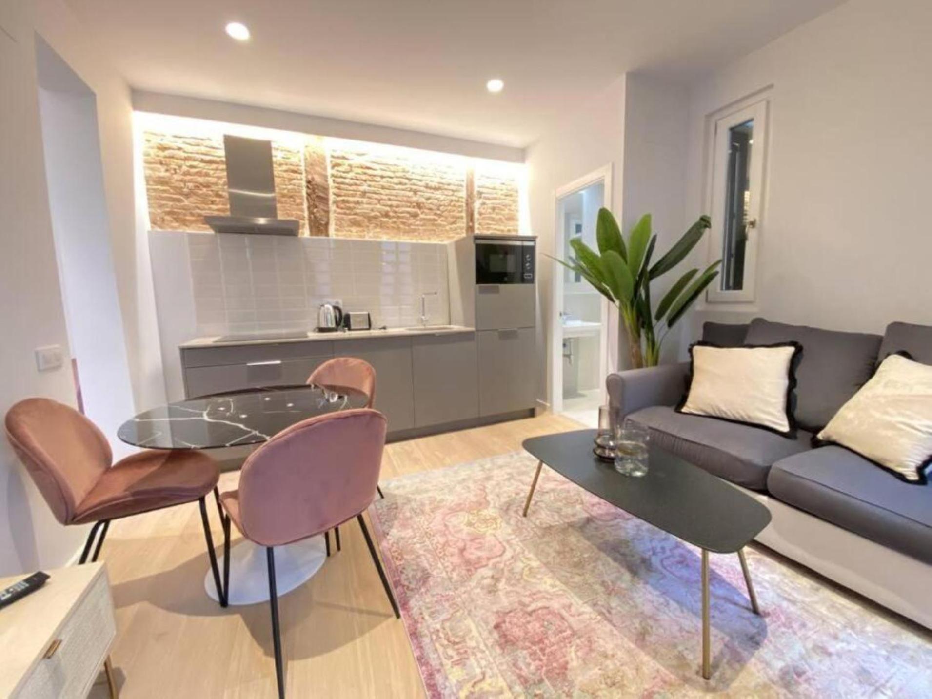 Apartamentos En La Latiina Madrid Extérieur photo